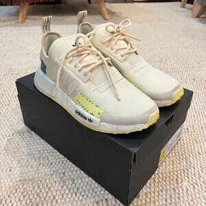Adidas Originals NMD_R1 Shoes - Size 7 US  Women's